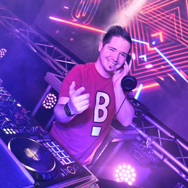 DJ Balleton – DJ